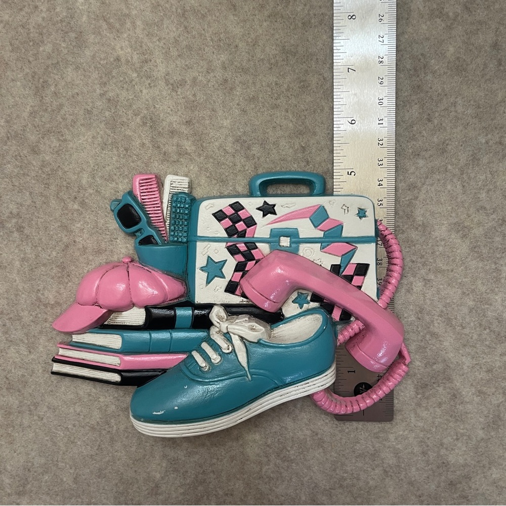Vintage 90’s Retro Barbiecore Set of 2 Rollerskate Phone Wall Decro Plaques - Picture 8 of 10